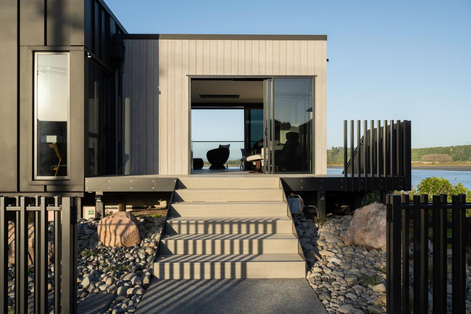 Pukehina Estuary Sunset Views Townhouse & Studio Экстерьер фото